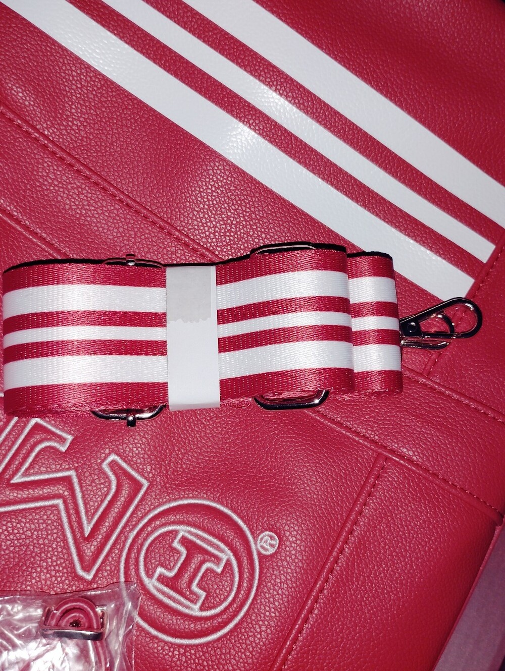 Delta Sigma Theta Weekender Faux Leather Duffel Bag - Picture 6 of 13